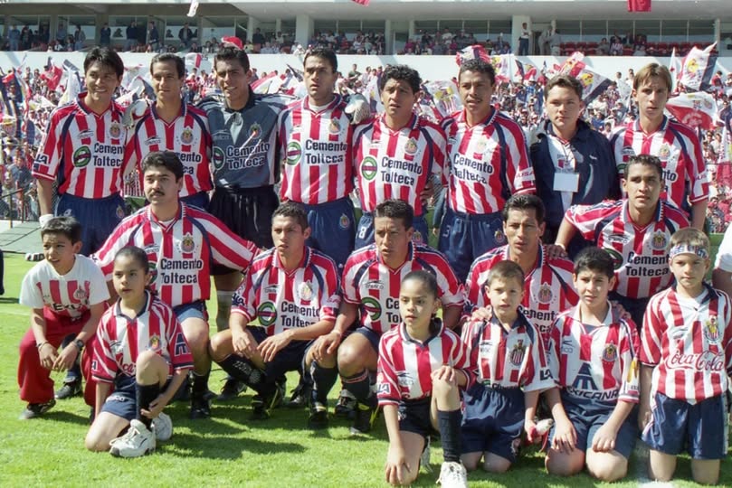 Chivas 1999-2000 Local