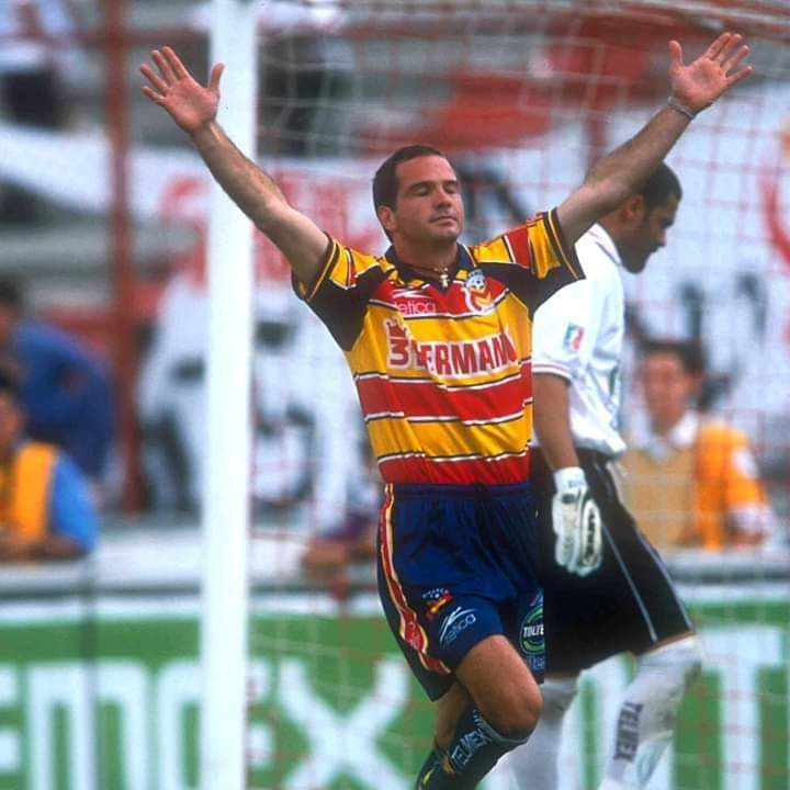 Morelia 1999-2000 Local