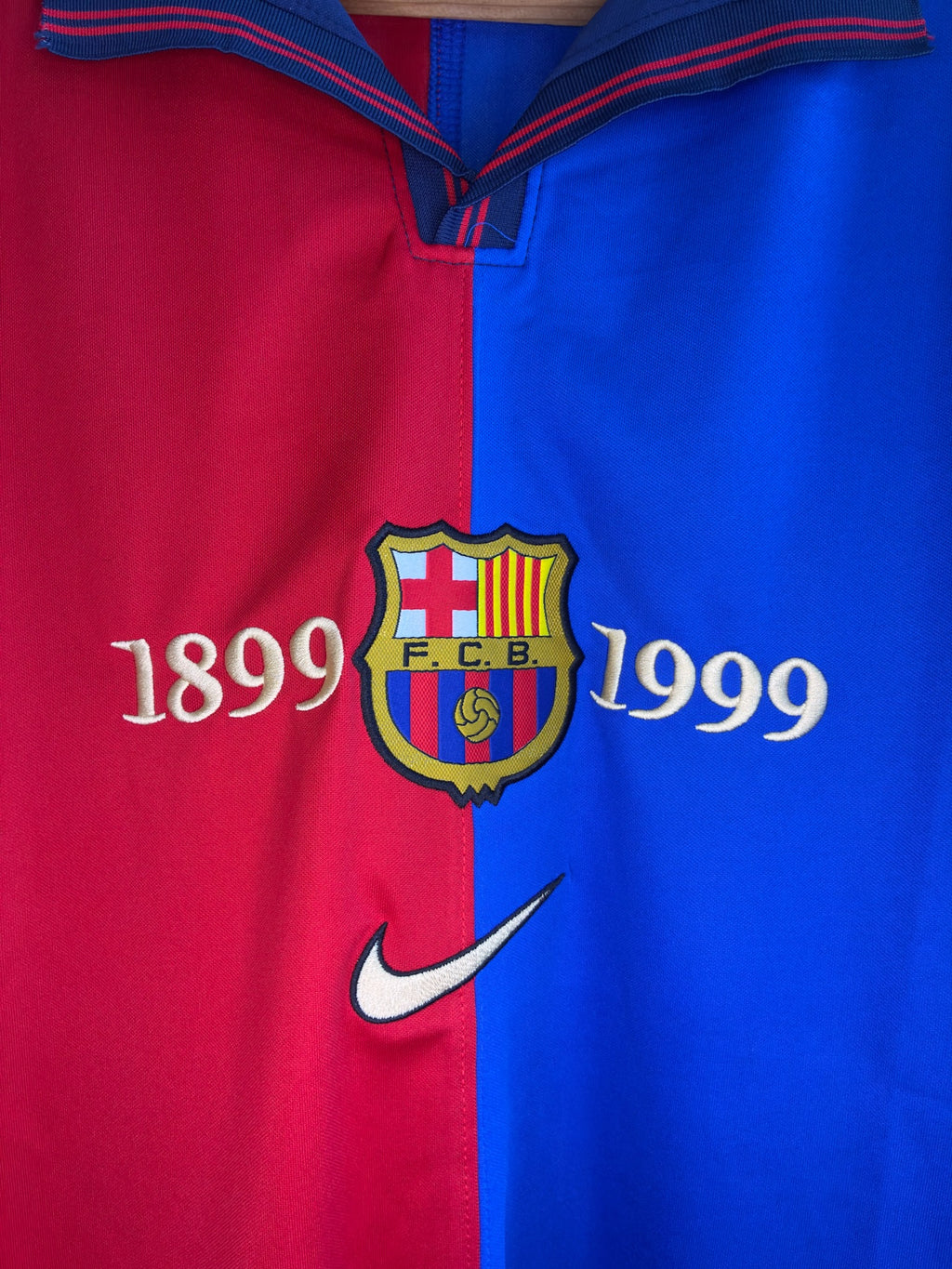 Barcelona 1999-2000 Local
