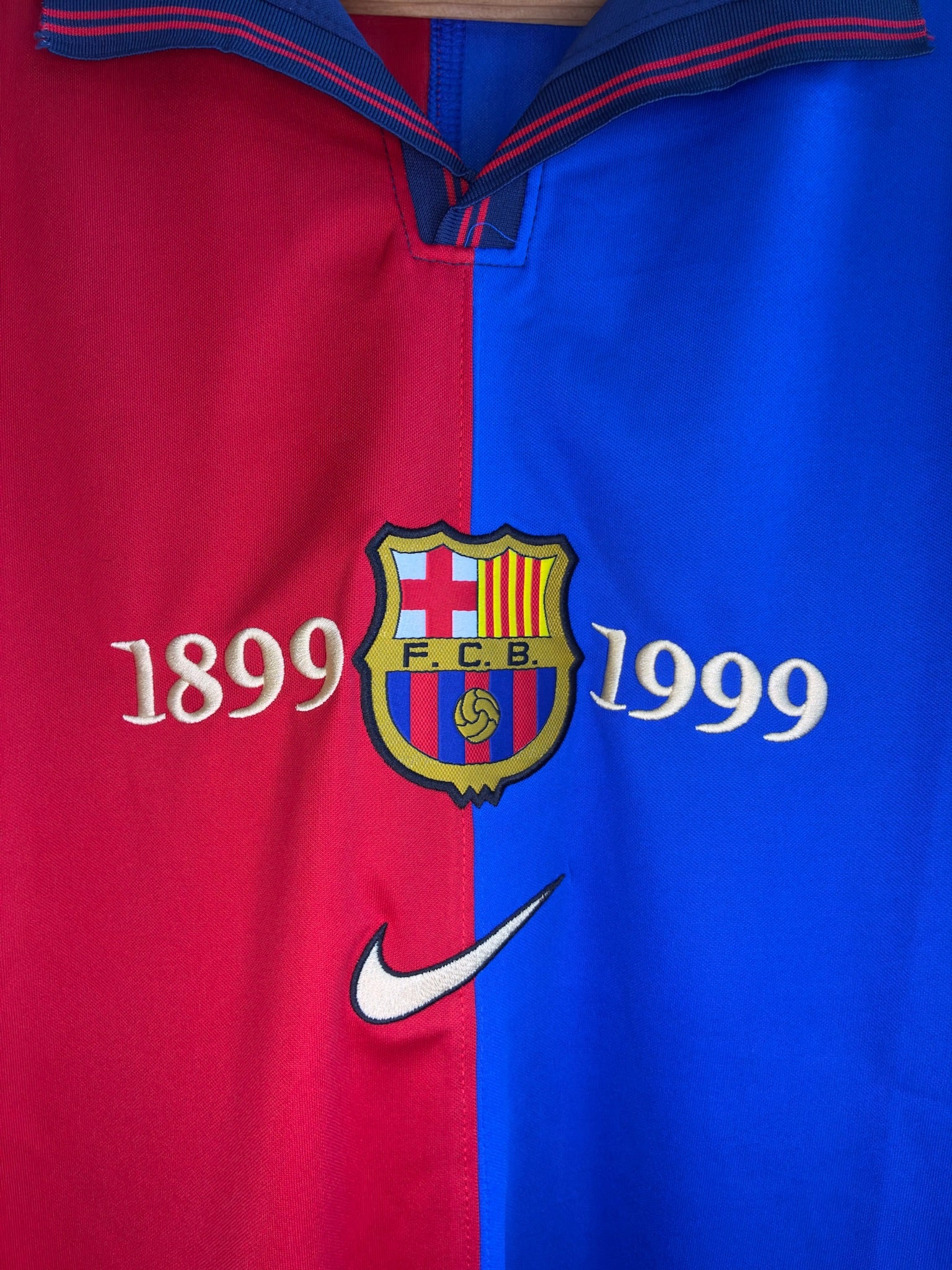 Barcelona 1999-2000 Local