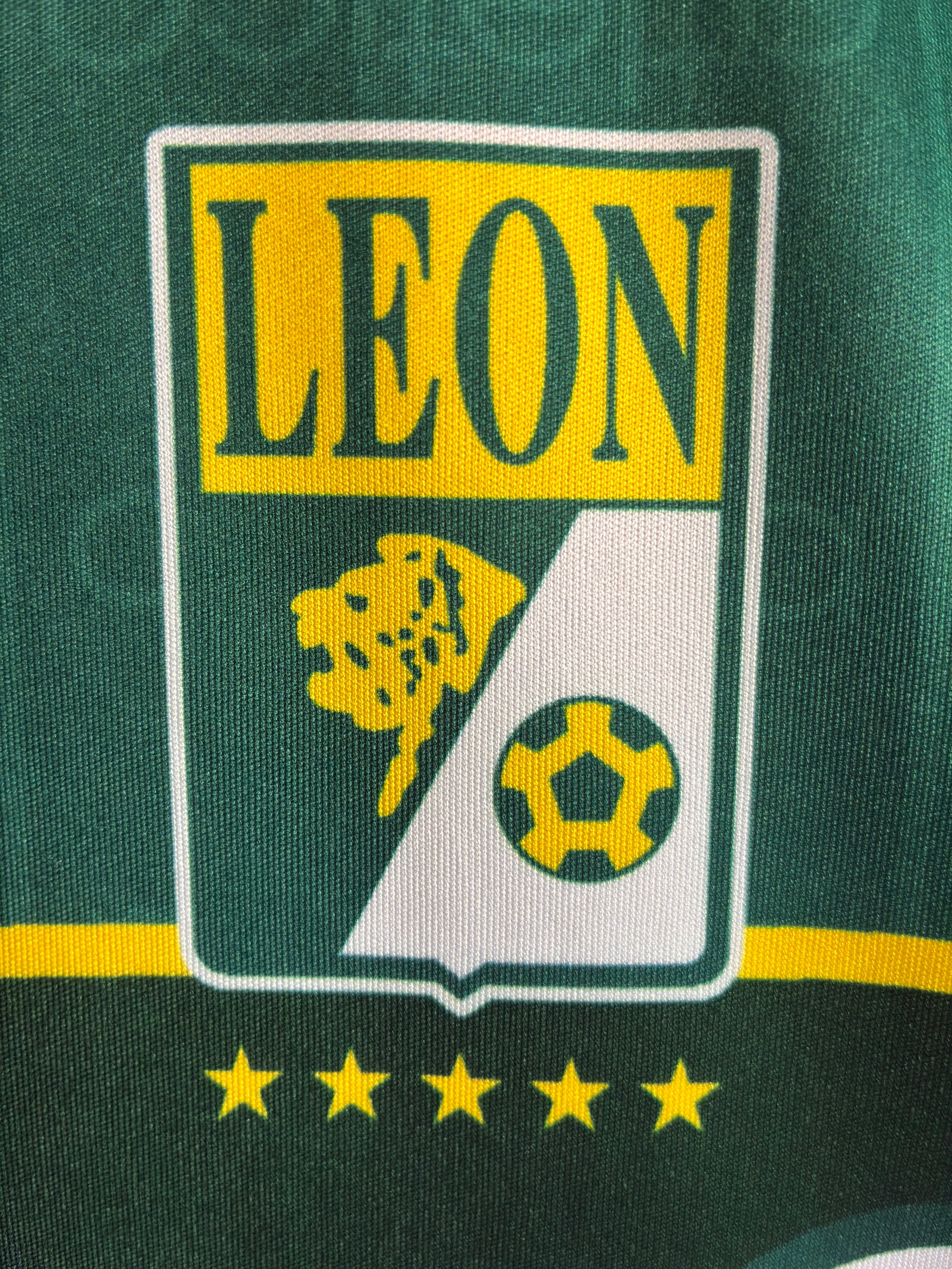 Leon 1998-1999 Local